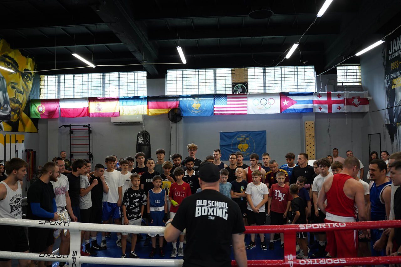 Grupa młodzieżowa Old School Fighting Club