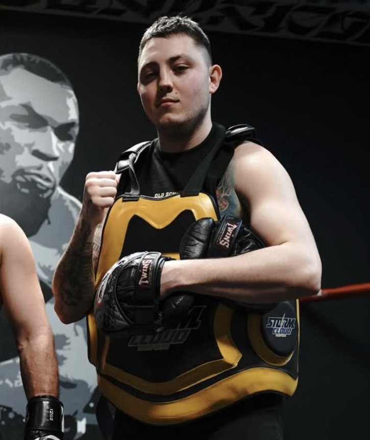 Dmitrij, trener boksu dla młodzieży Old School Fighting Club